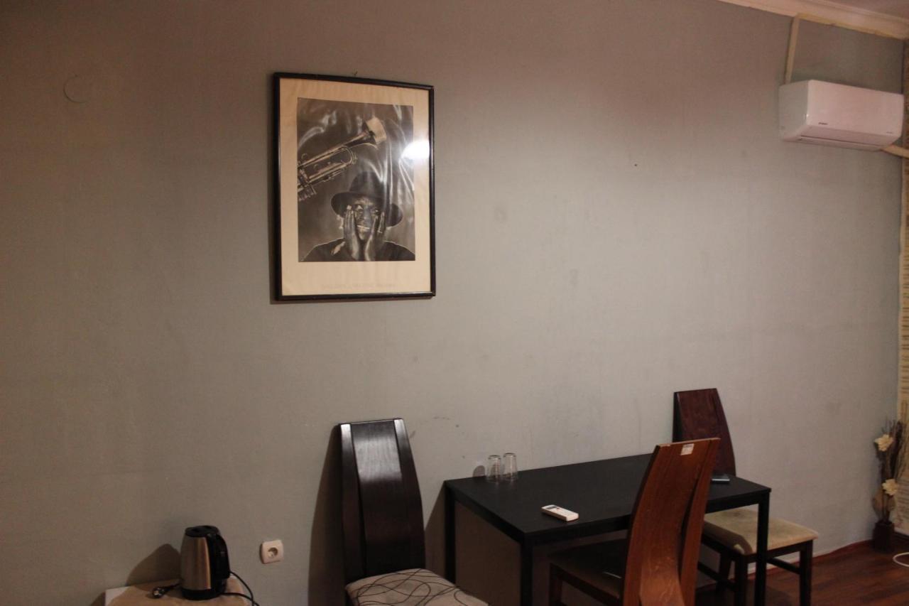 Serdika Hostel *